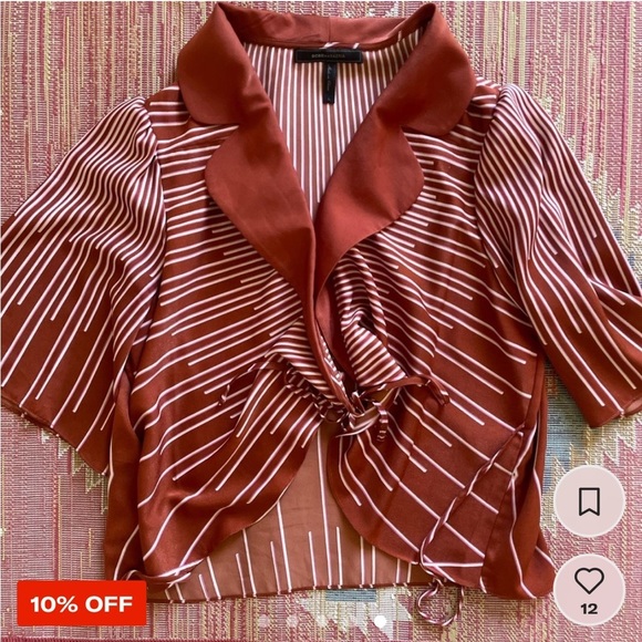 BCBGMAZAZRIA printed tulip hem wrap top - Picture 5 of 5